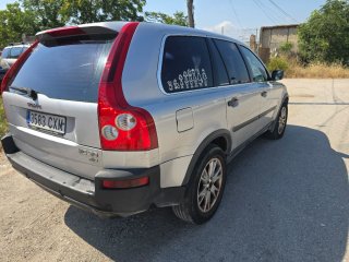 Volvo XC90 2004