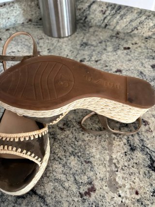 Sandalias cuña Unisa talla 37