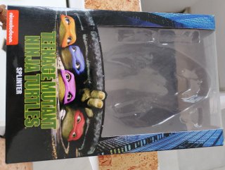Caja Splinter NECA TMNT