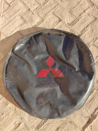 Estriberas Mitsubishi Montero MK1
