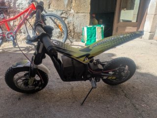 Mecatecno T8 Moto Eléctrica Infantil