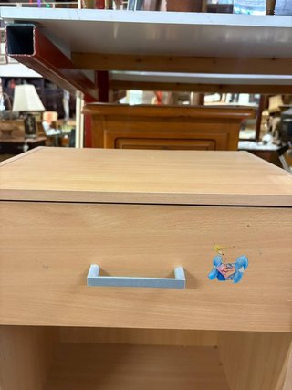 MESITA DE NOCHE CON CAJÓN