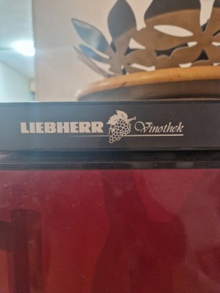 Vinoteca Liebherr 1806
