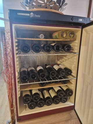 Vinoteca Liebherr 1806