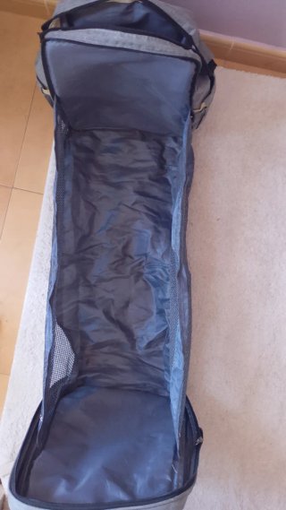 Mochila para bebé gris