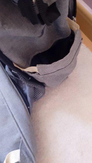 Mochila para bebé gris