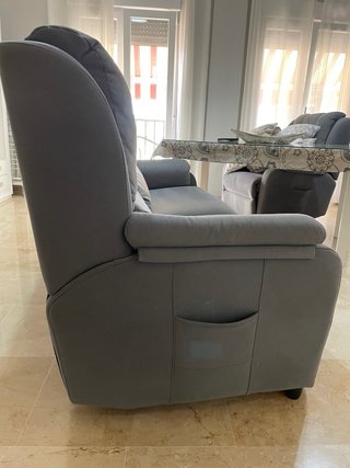 Sofá 3 plazas y sillón a juego