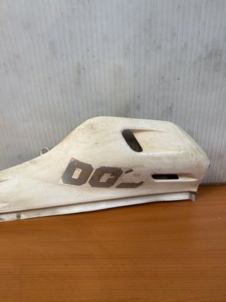 Tapa Bajo Asiento Derecha Yamaha XT 600 1991