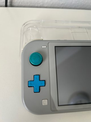 Nintendo Switch Lite Edizione Pokémon Zacian