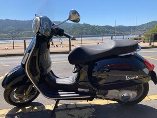 Vespa gts 250 Negra 2005 ITV diciembre 2026