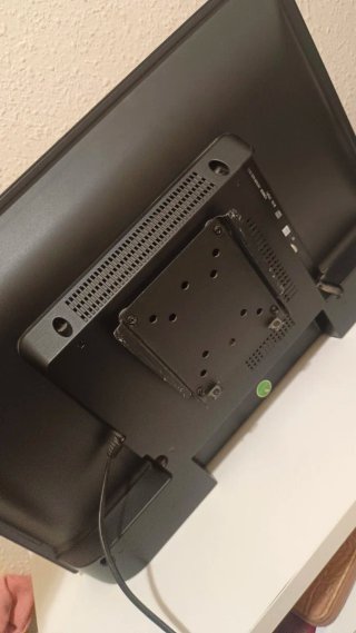 Android TV 2K AI Smart TV.