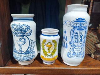 Jarra Farmacia CERALFAR Blanca