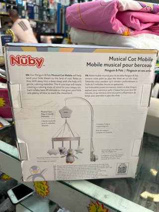 Nuby Móvil Musical Cuna Ajustable Pingüino