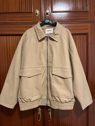 Chaqueta Bomber Oversize Beige Nueva