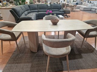 Mesa comedor Petra efecto mármol y 4 sillas