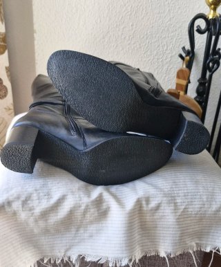 Botas de piel caña alta Talla 38
