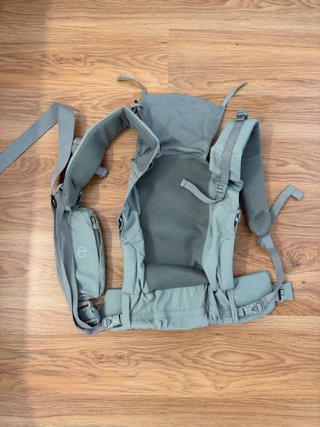 Mochila Portabebés Stokke MyCarrier, en caja