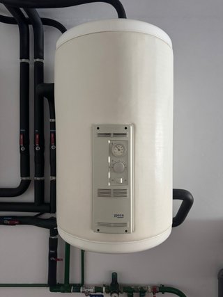 Termo de agua Roca