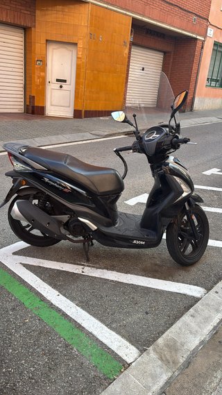 Sym Symphony 125 ST Scooter