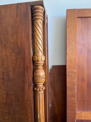 Armario ropero antiguo madera espejo