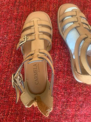 Sandalias romanas marrones de cuero