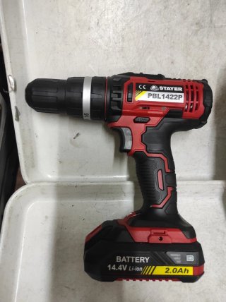 Taladro y fumigador a batería