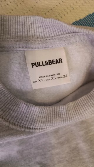 Sudadera gris