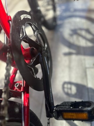 Bicicleta plegable Dahon roja
