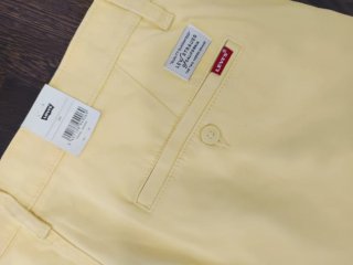 Bermuda Levis Chino Estándar Amarillo