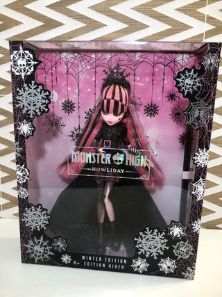 Monster High Howliday Draculaura Edición Invierno