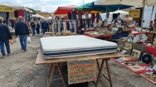 Materasso matrimoniale comodo - €30