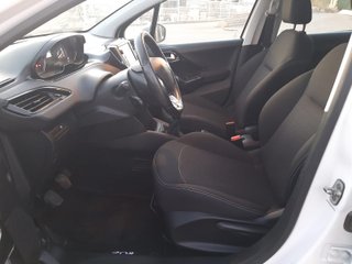 Peugeot 208  1.60 HDI  2019