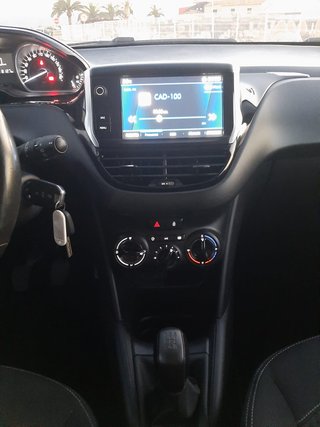 Peugeot 208  1.60 HDI  2019