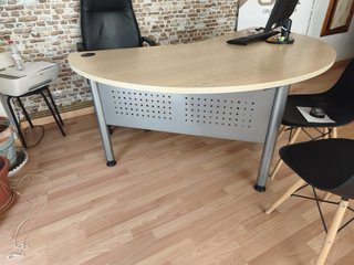 Mesa de oficina en venta