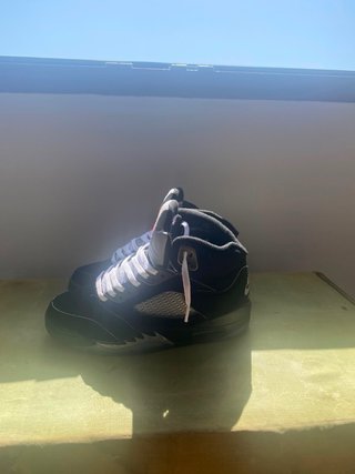 Jordan 5 Metallic Negro Gris