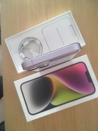 iPhone 14 Plus Apple