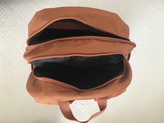 Mochila Puma Marrón con Logo Grande