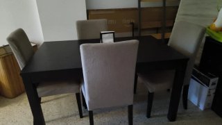 Mesa comedor extensible Ikea + 4 sillas