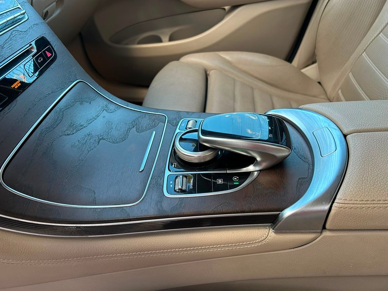 Mercedes-Benz GLC 2018, foto 38