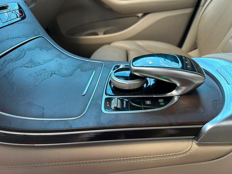 Mercedes-Benz GLC 2018, foto 43