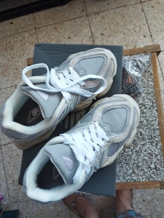 Zapatillas New Balance 9060 Gris