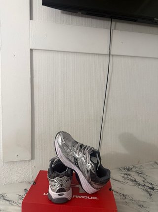 Saucony Omni 9 Gris/Plata