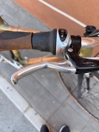Bicicleta de bambú
