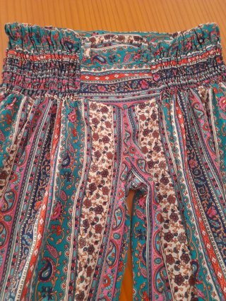 Pantalón estampado étnico