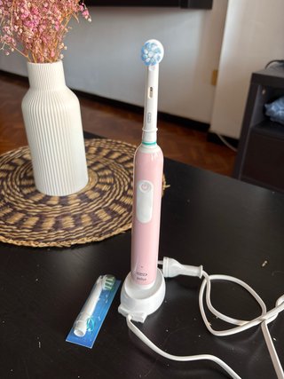 Cepillo Eléctrico Braun Oral-B Rosa + Recambio