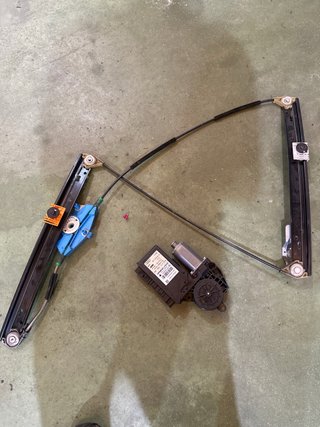 Elevalunas Seat Exeo con motores