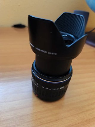Objetivo Olympus Zuiko 14-42mm
