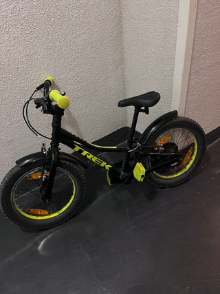 Bici infantil Trek Precaliber 16 Negra, usada poco