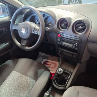 SEAT Ibiza 1.4 85Cv. Único dueño. Sólo 78.800 kms.