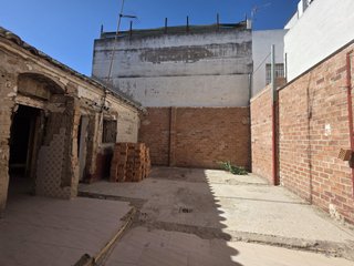 Casa en parte baja del Campo de la Verdad